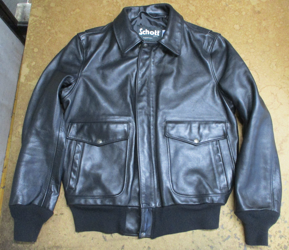 レザージャケットのエポレットを取り外し - 洋服のお直し屋さんTequila