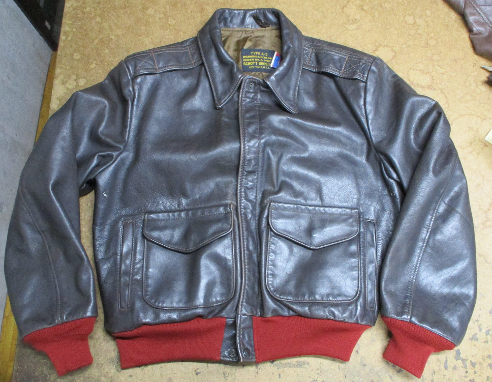 A-2のリブニットを赤リブに交換 - 洋服のお直し屋さんTequila（テキーラ）